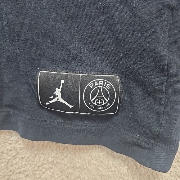 Jordan Mens Medium Black Paris Saint Germain Soccer long sleeve t-shirt EUC - Picture 5 of 13